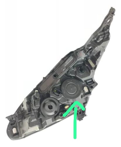 Tampa Veda&ccedil;&atilde;o Farol Peugeot 208 2012 a 2015 Sem Led Original